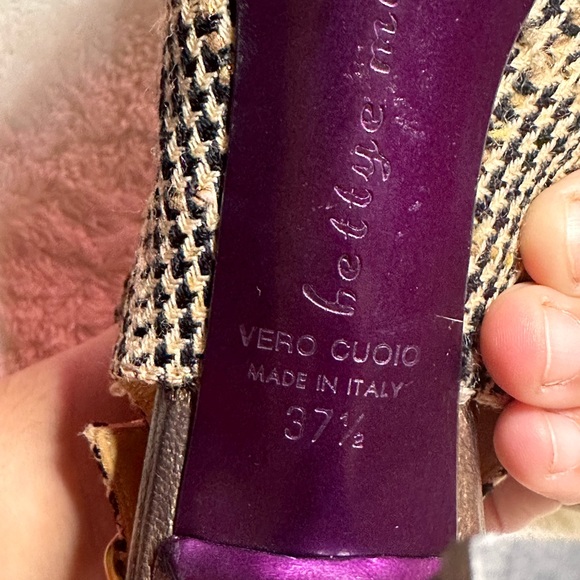 Neutrals Tweed Peeptoe Pumps by Bettye Muller 🤎 - Picture 8 of 12